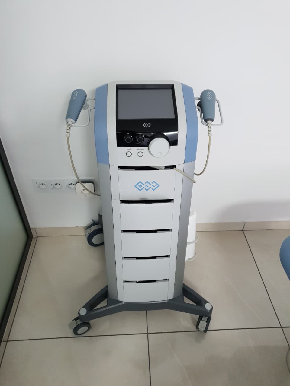 Tecar Thérapie — Axo Therapy, cabinet de kinésithérapie à Agadir